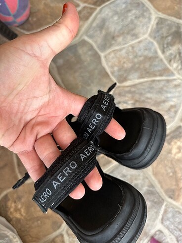 40 Beden siyah Renk Aeropostale marka sandalet