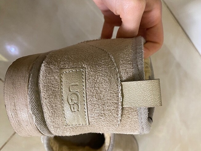 Ugg bot
