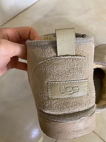 37 Beden Ugg bot