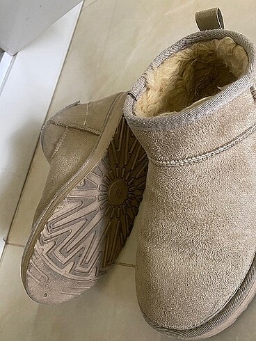 37 Beden camel Renk Ugg bot