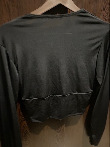 l Beden v yaka crop