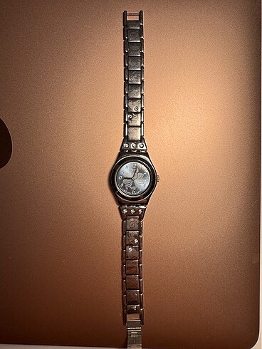 swatch saat