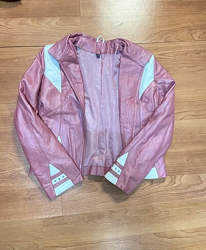 Pembe Deri Ceket