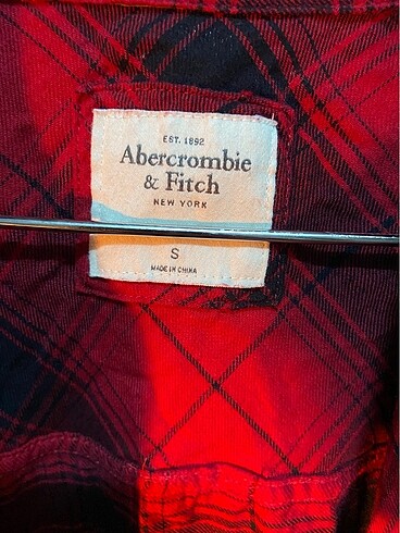 s Beden kırmızı Renk Orijinal Abercrombie & Fitch Gömlek