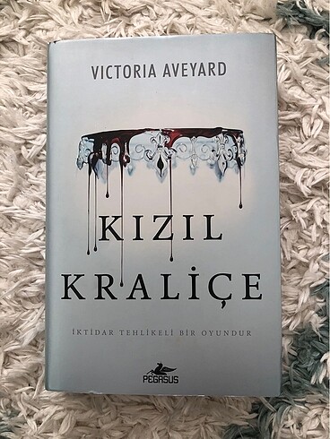 Kızıl Kraliçe - Victoria Aveyard