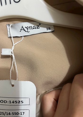 Bej Mini Kesim Düğmeli Kadın Blazer - Görsel 2