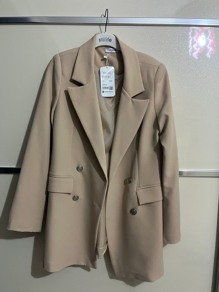 Bej Mini Kesim Düğmeli Kadın Blazer - Görsel 4