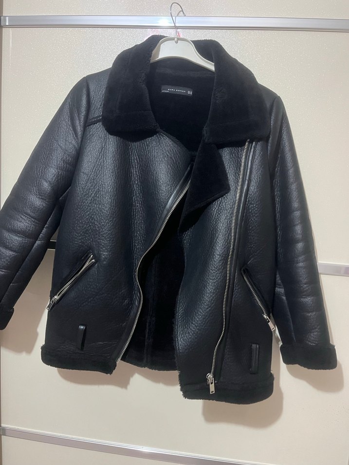 Siyah Kürklü Deri Biker Ceket - Görsel 2