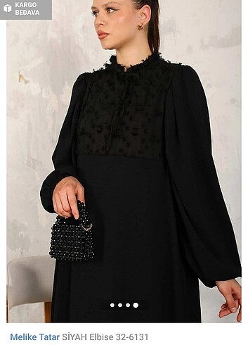 Melike Tatar siyah elbise