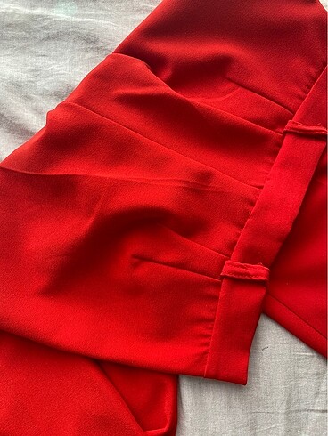 Kırmızı Pantolon - Görsel 2