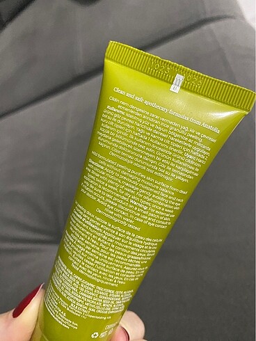 Beden Cosmed Nemlendirici Tanecikli Peeling
