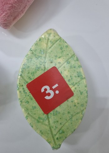  Beden Renk Kalp, Yuvarlak ve Yaprak Şekilli Sabun Seti