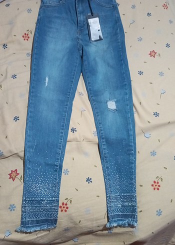 Mavi Nakışlı Payetli Kadın Denim Pantolon