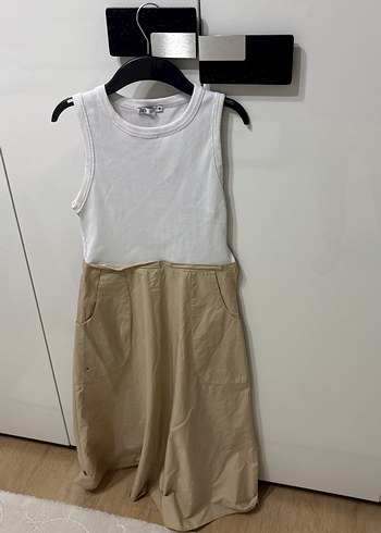 Kolsuz Beyaz Keten Mini Elbise
