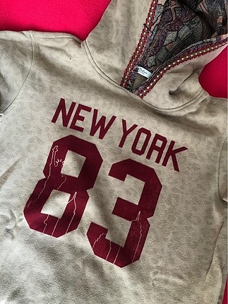 Colins sweatshirt