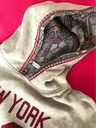 Colins sweatshirt