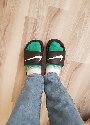 Nike Terlik.