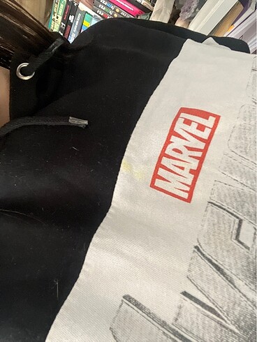 xl Beden Marvel sweatthisrt