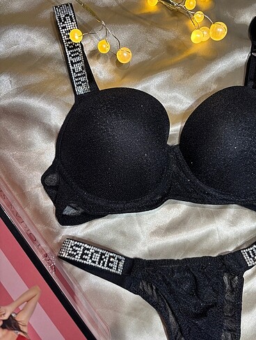 s Beden Simli siyah victoria secret takım??