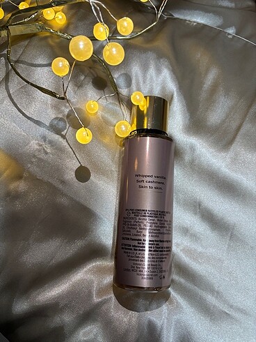  Beden Victoria secret bare vanilla
