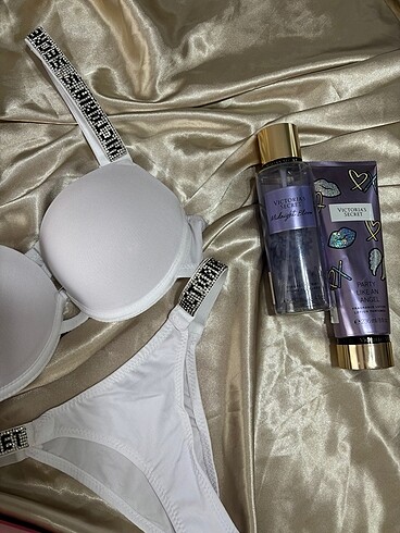 Beyaz victoria secret sütyen takım