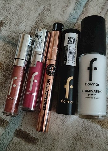 Flormar Beyaz Renkli Formar Ruj ve Makyaj Ürünleri