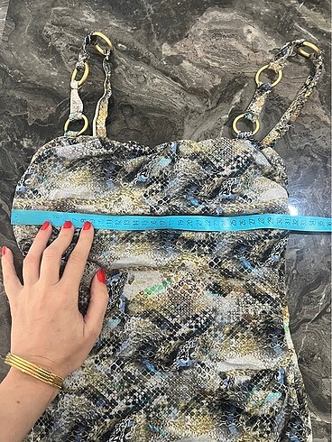 m Beden çeşitli Renk Gold detaylı yılan desenli mayo