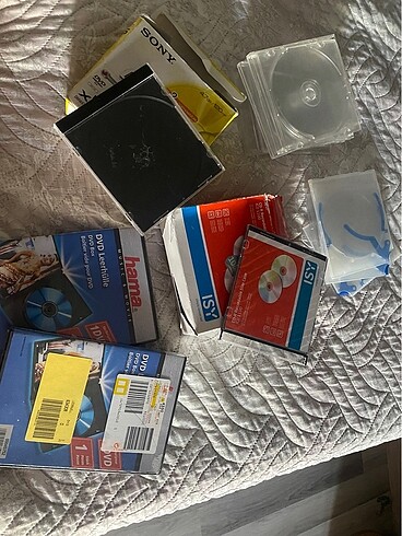 Boş cd kılıfları