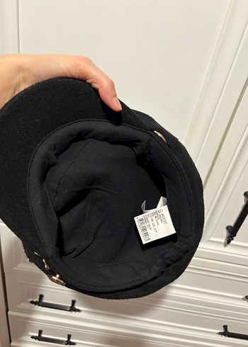 Düğmeli Siyah Yün Kadın Şapka - Görsel 2