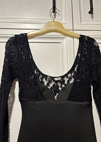 Dantel Detaylı Siyah Mini Elbise - Görsel 2