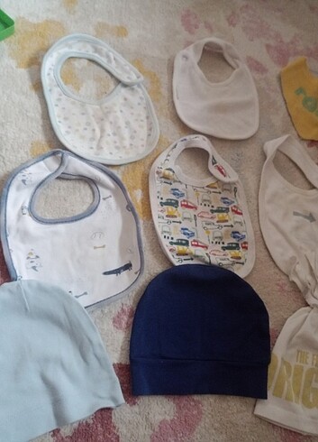  Beden çeşitli Renk Bebek önlük şapka ayakkabi
