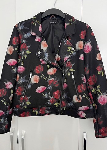 42 Beden Çiçek Desenli Kadın Biker Ceket - Görsel 4