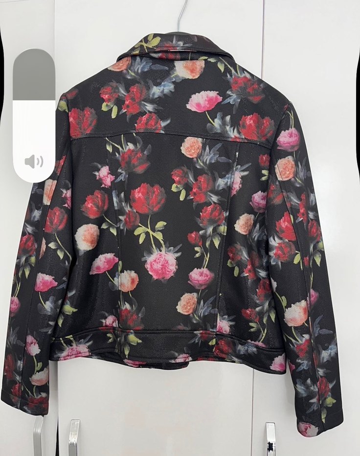 42 Beden Çiçek Desenli Kadın Biker Ceket - Görsel 3