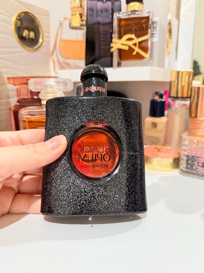 Yves Saint Laurent Black Opium Kadın Parfümü - Görsel 2