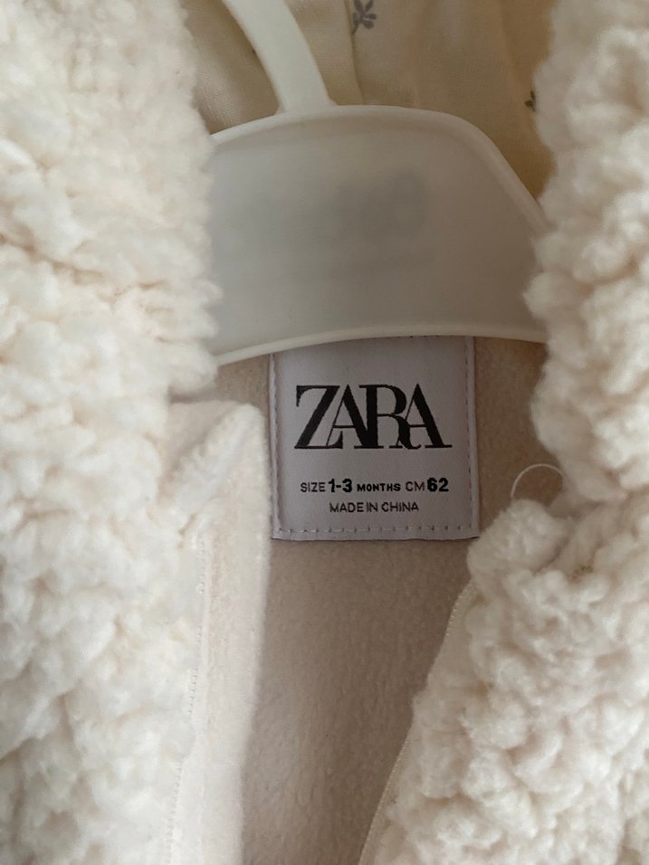 Kız Bebek Beyaz Kürklü Kapüşonlu Tulumu - Görsel 3