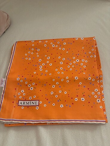 Armine eşarp yeni