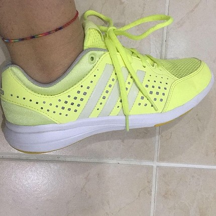 Orijinal adidas spor ayakkabı