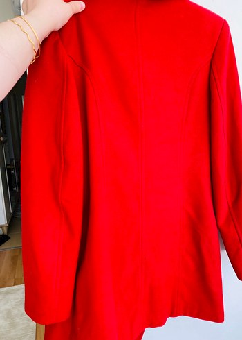 Kırmızı çift düğmeli kaban - Görsel 3