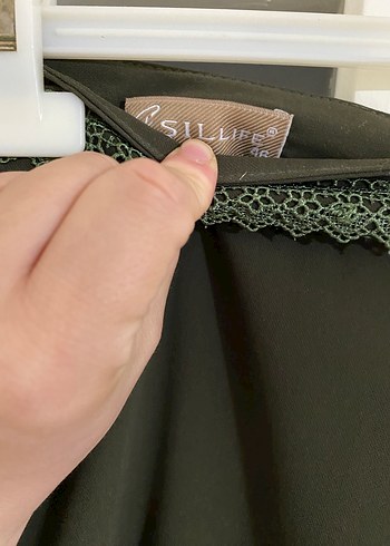 Klasik Dökümlü Uzun Yeşil Etek - Görsel 2