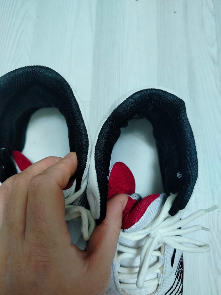 Beyaz Erkek Koşu ve Antrenman Ayakkabısı - Görsel 4