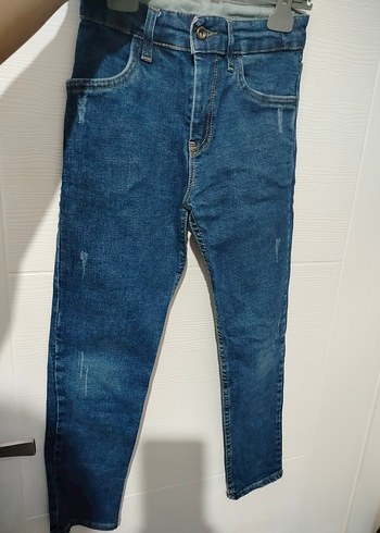Erkek Çocuk Mavi Kemerli Regular Fit Jean - Görsel 2