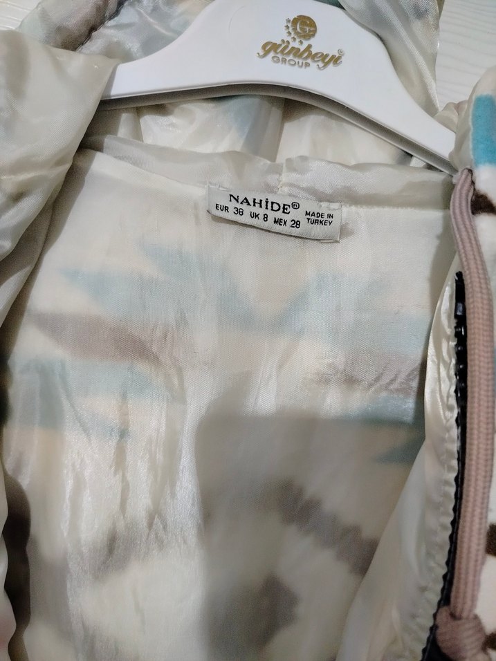 Kapüşonlu Desenli Kadın Ceket - Görsel 4