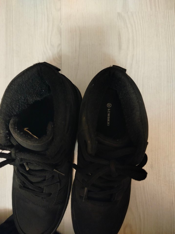 Siyah Bağcıklı Erkek Çocuk Botu - Görsel 4