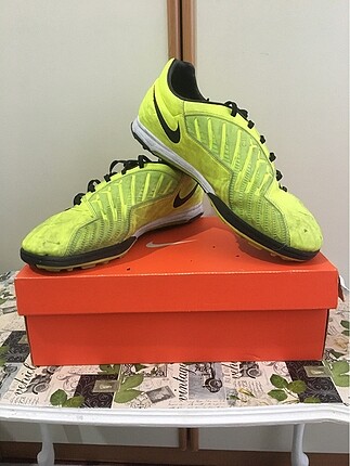 Nike halısaha ayakkabısı
