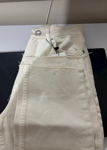 Beyaz Midi Kadın Kot Pantolon - Görsel 2