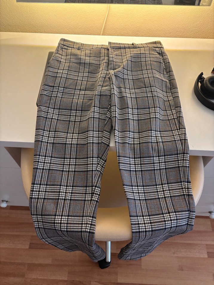 Gri Regular Fit Ekose Kumaş Kadın Pantolon - Görsel 2