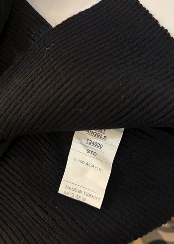 Siyah V Yakalı Triko Bağcıklı Hırka - Görsel 3