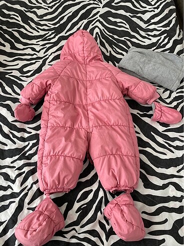 9-12 Ay Beden pembe Renk yırtıgı soküğü yok