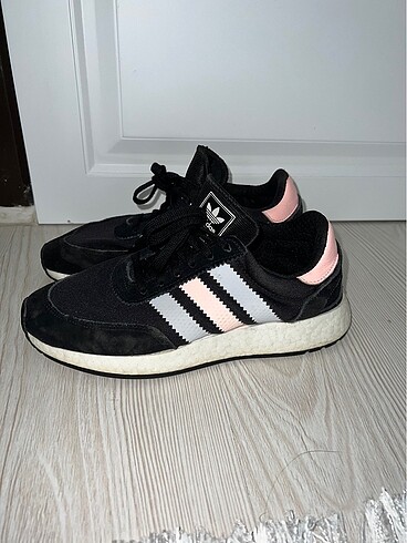 Adidas Adidas