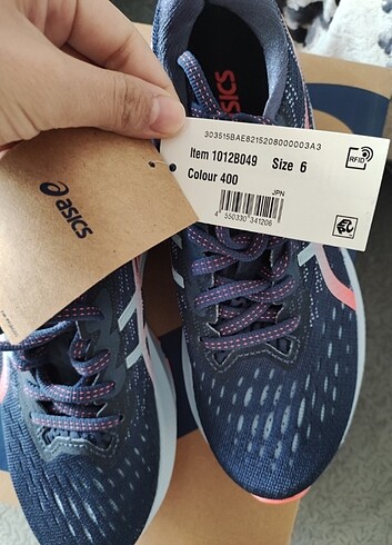 37,5 Beden çeşitli Renk Asics Etiketli Spor Ayakkabı 